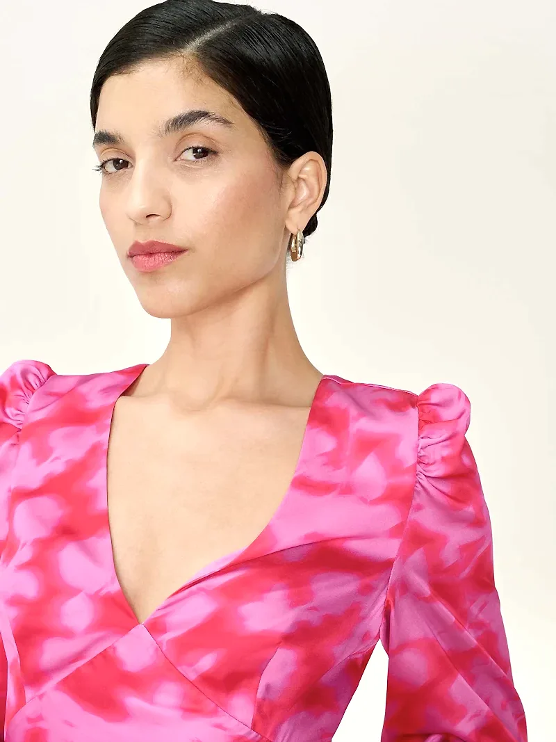 Francoise Dress in Magenta Blurred Floral