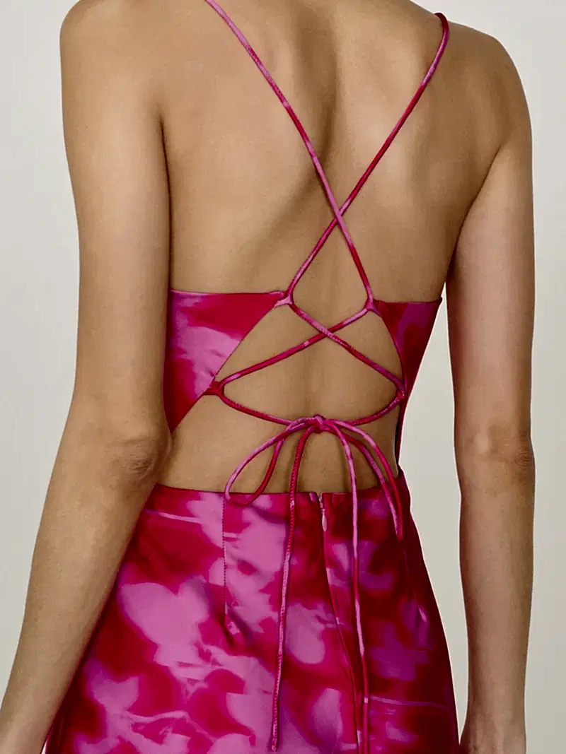 Riviera Dress in Blurred Floral Magenta