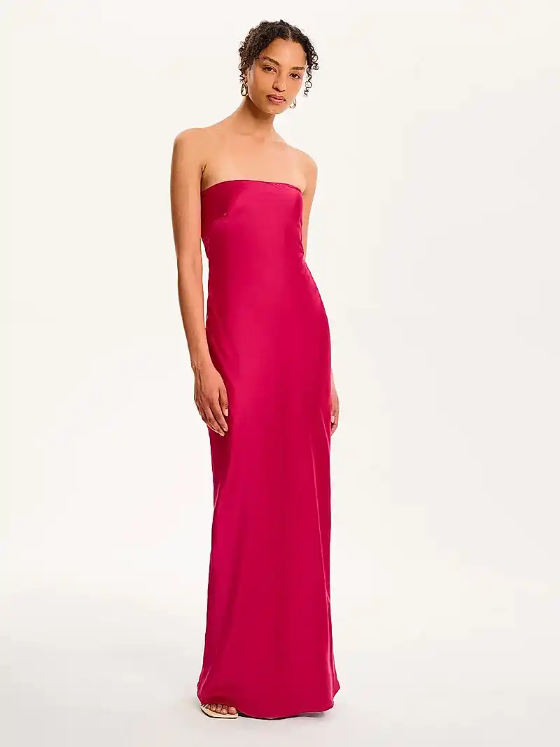 Amdra Maxi Dress in Magenta