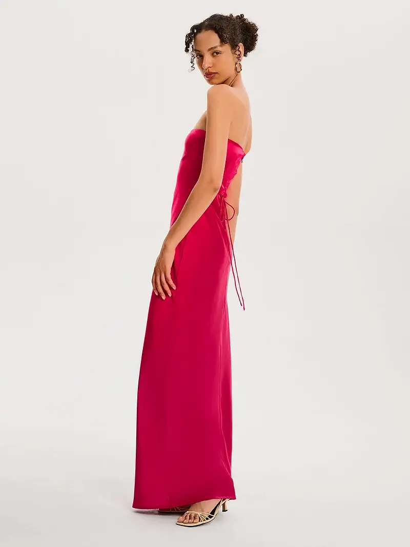 Amdra Maxi Dress in Magenta