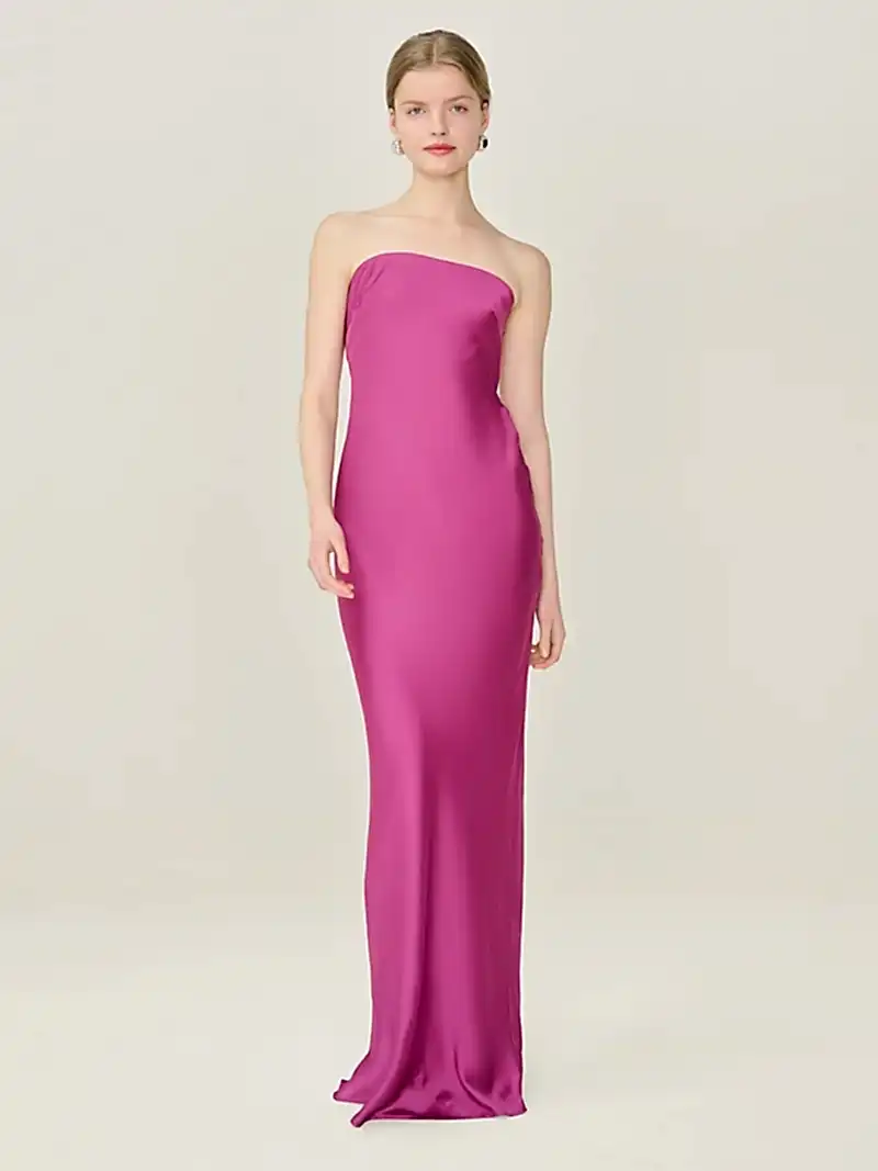 Amdra Dress in Magenta