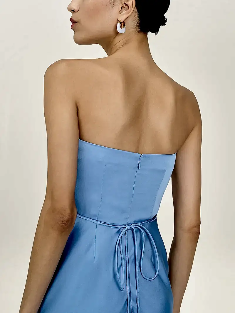 Amdra Dress in Vista Blue