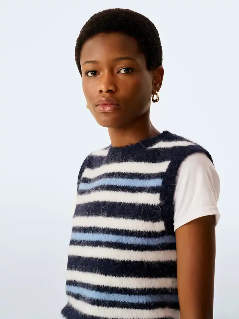 Bob Vest in Navy Stripe