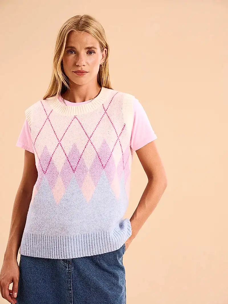Bobbi Fluffy Argyle Vest