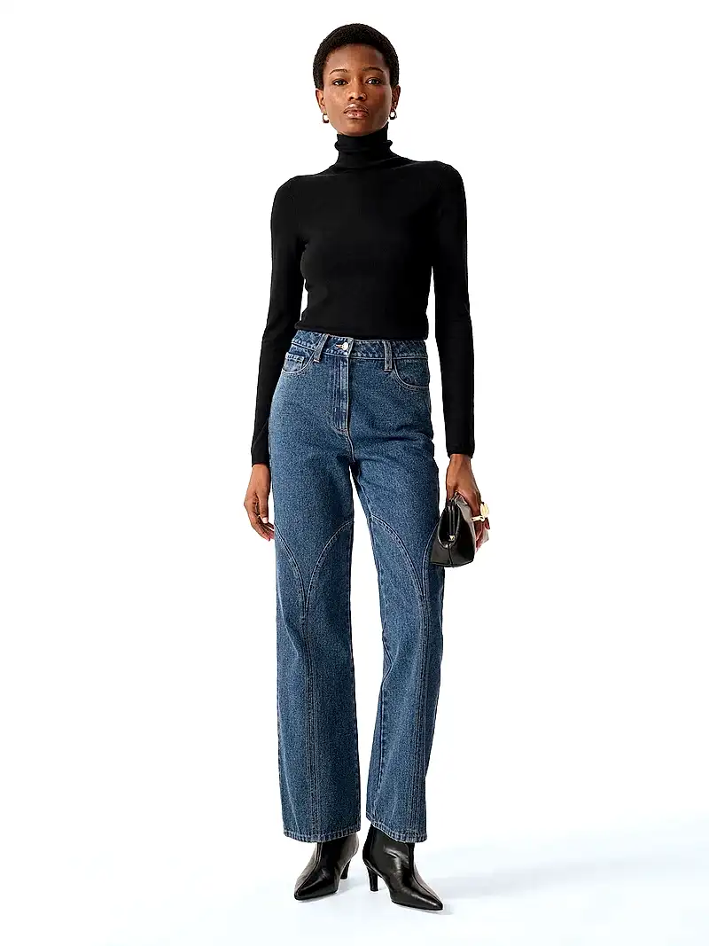 Everest Top in Black