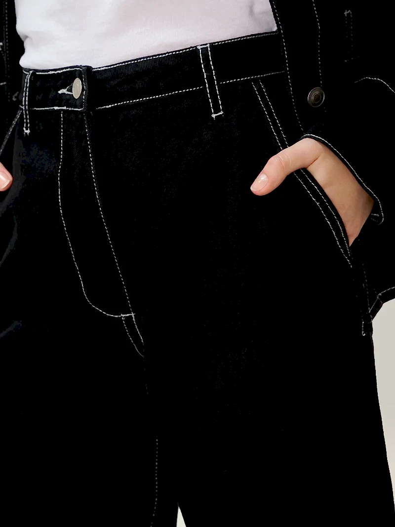 Portland Jean in Black