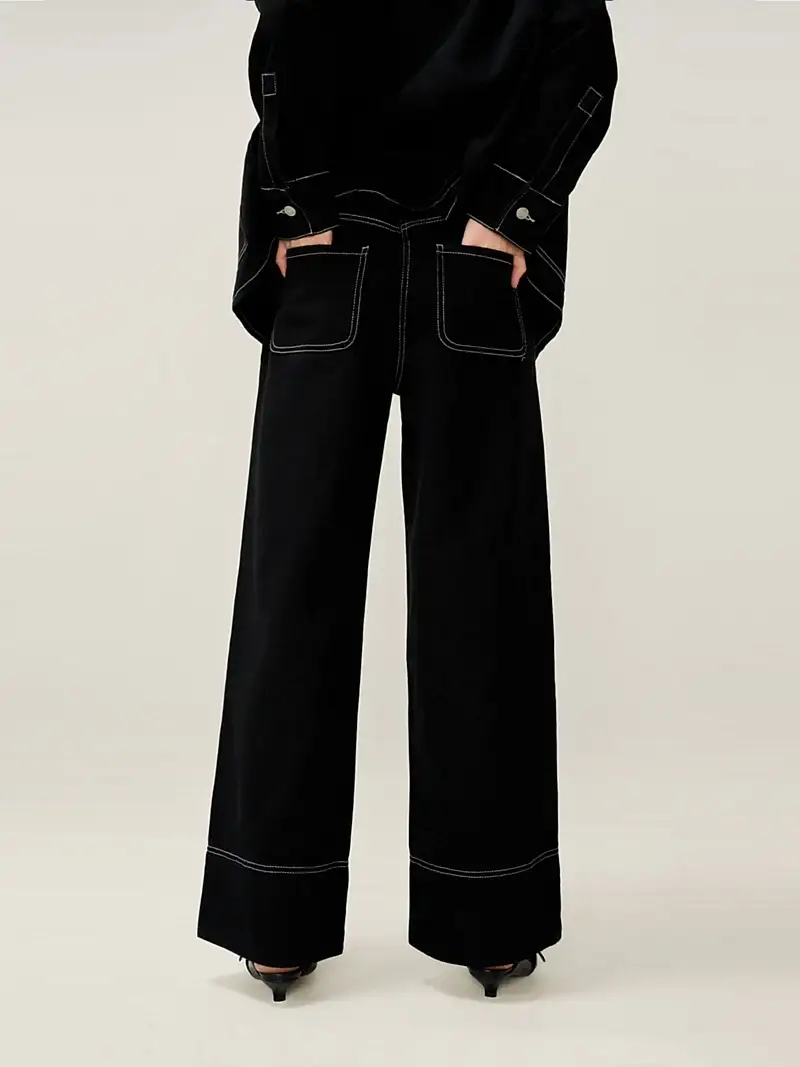 Portland Jean in Black