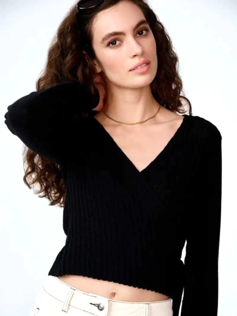 Soleil Knitted Wrap Top in Black